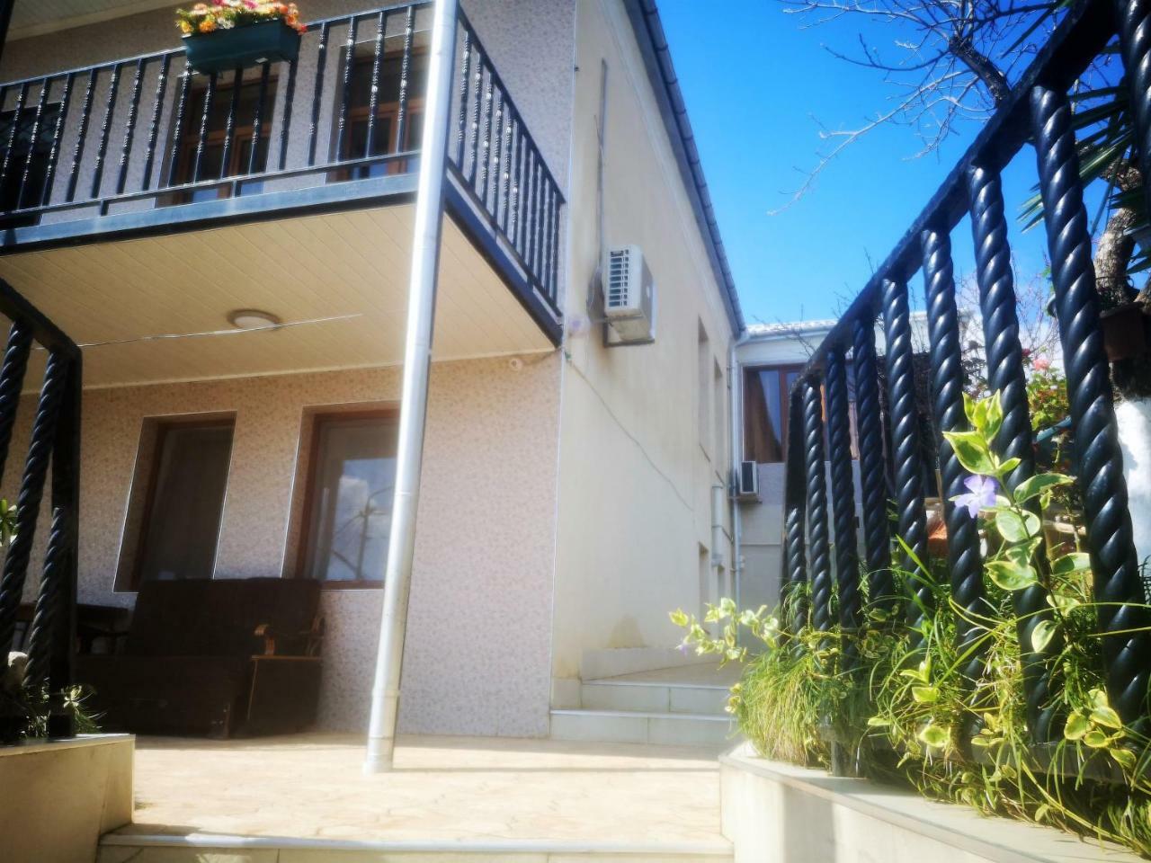 Hostel Sadu Kutaisi Dış mekan fotoğraf