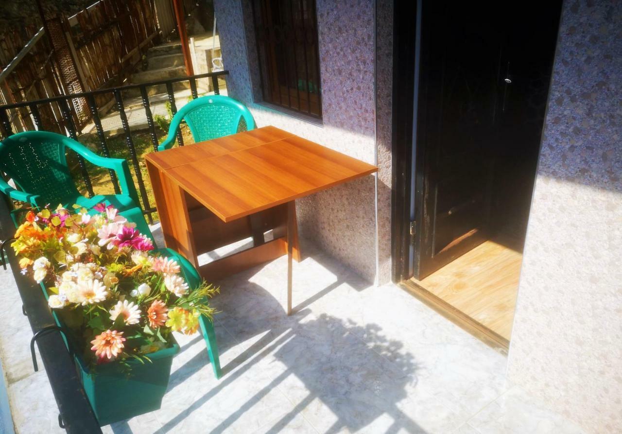 Hostel Sadu Kutaisi Dış mekan fotoğraf