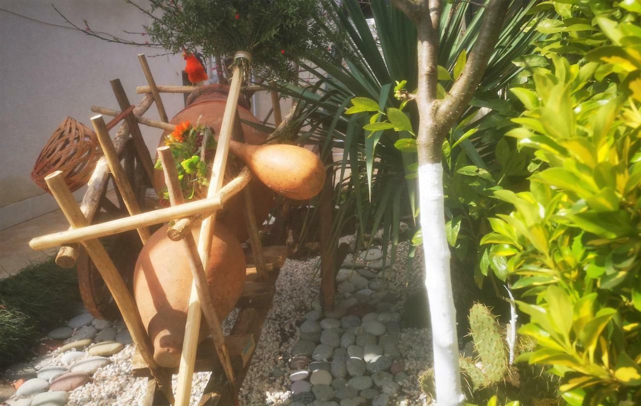 Hostel Sadu Kutaisi Dış mekan fotoğraf
