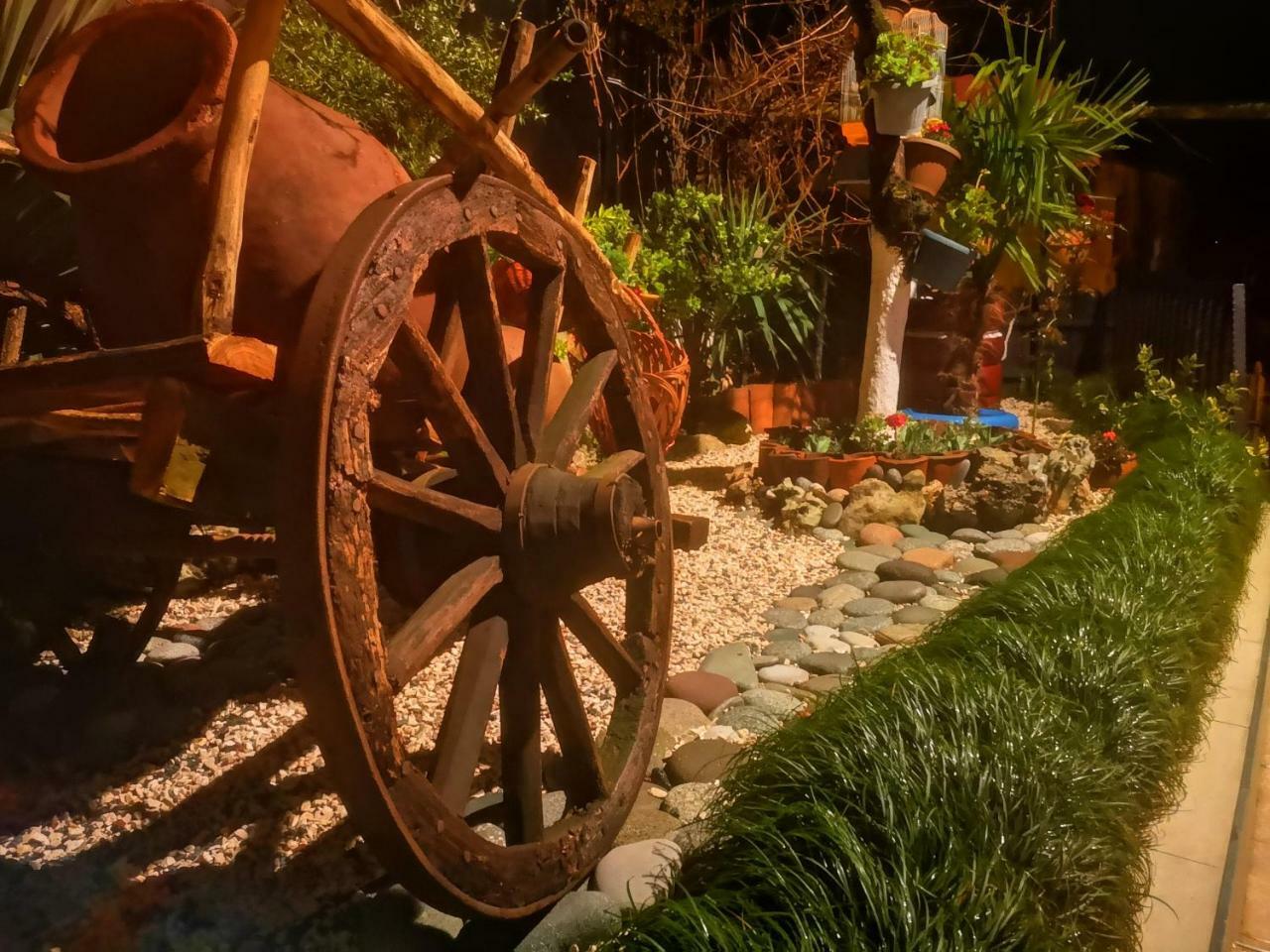Hostel Sadu Kutaisi Dış mekan fotoğraf